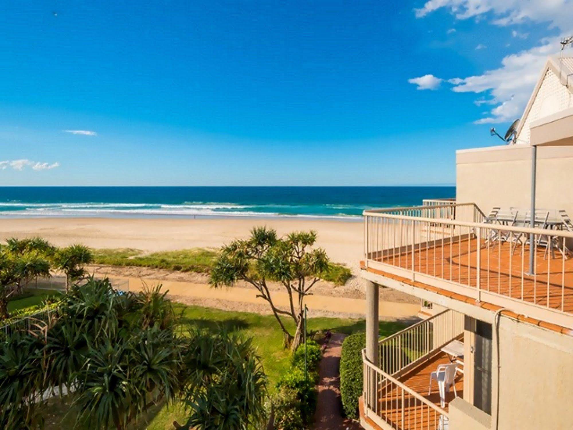 Sanctuary Beach Resort Gold Coast Exterior foto